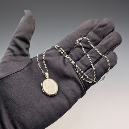 復古純銀橢圓形盒式吊墜 3.9 克帶項鍊